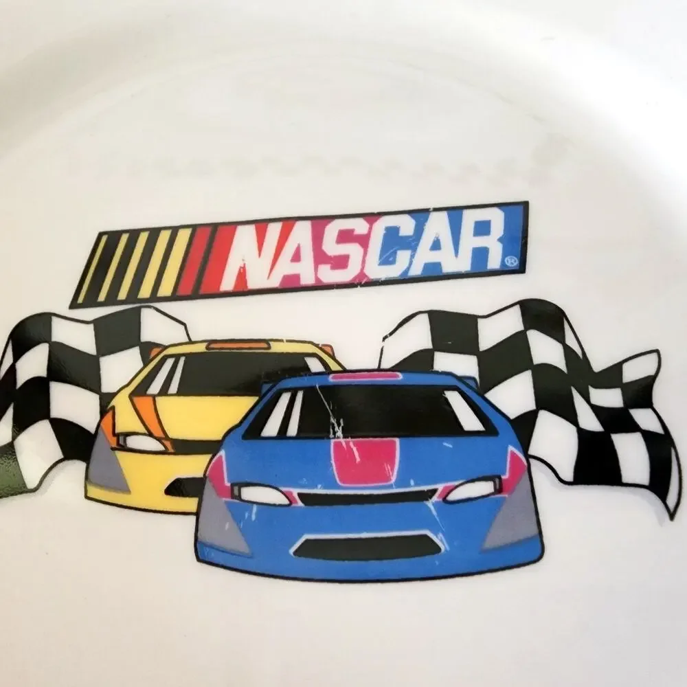 2 Gibson NASCAR Victory Rimmed Salad / Dessert Plates 2002 Checkered Flag 8 3/4